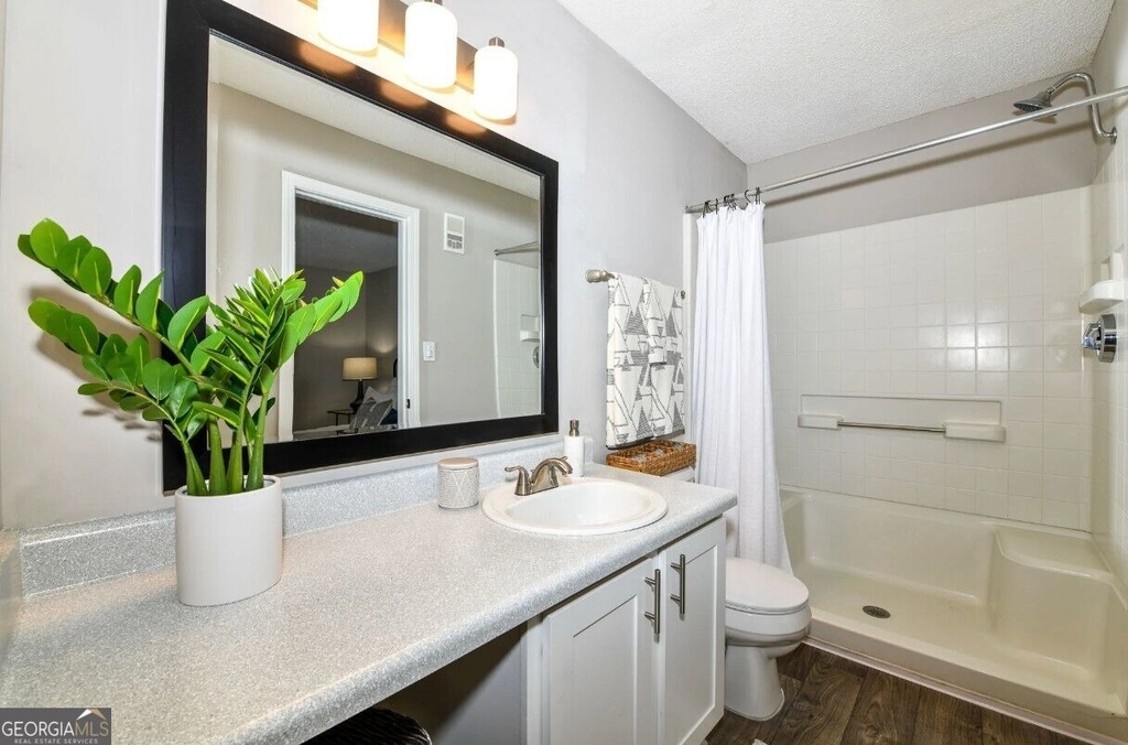 670 Thornton Road - Photo 8