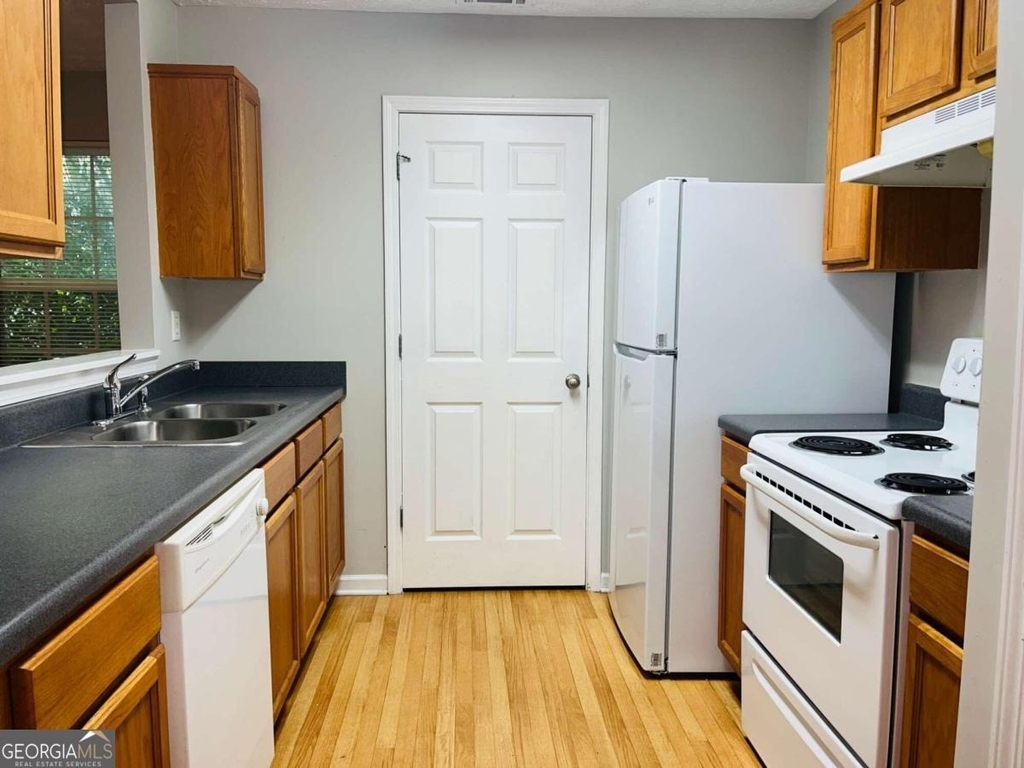 105 Granite Street - Photo 5