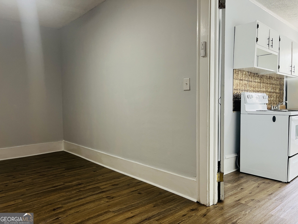 504 Broad Street - Photo 11