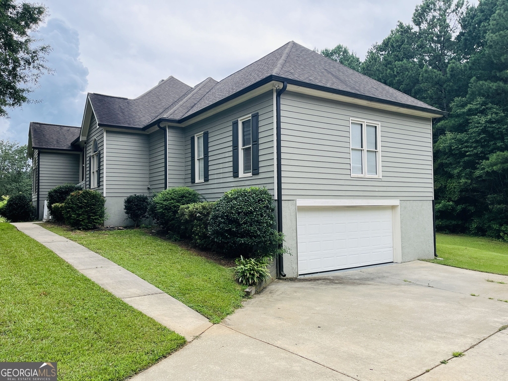 70 Indian Bluff Drive - Photo 1