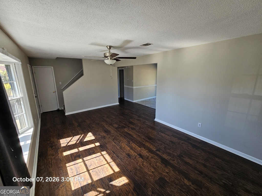 110 Stonefield Court - Photo 8