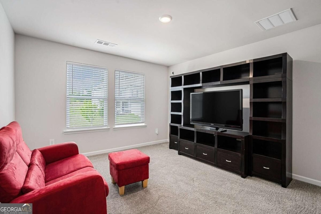 279 Persian Ivy Way - Photo 6