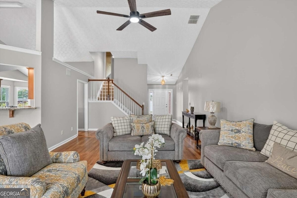2270 Taylor Pointe Way - Photo 6