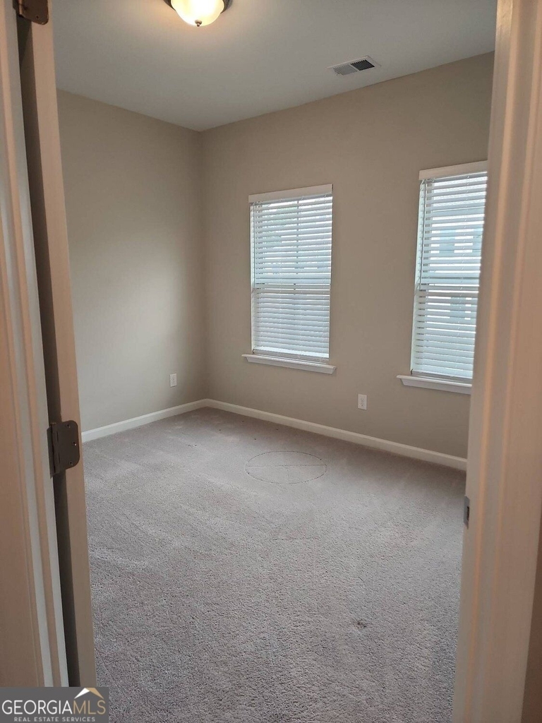 327 Commons Avenue - Photo 19