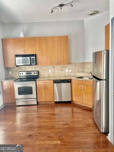 898 Oak Street Sw - Photo 8