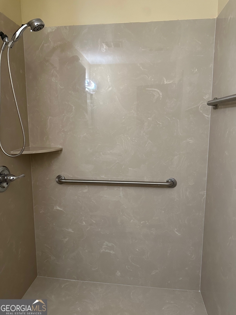 266 Valencia Circle - Photo 14