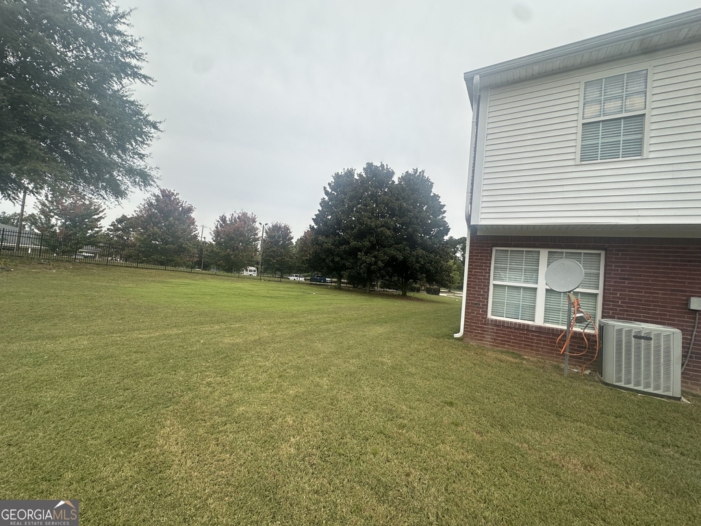 7712 Autry Circle - Photo 10