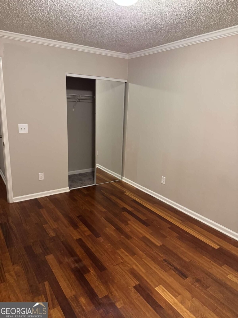 449 Kara Lane - Photo 3