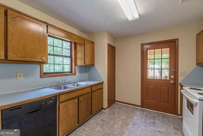 4174 Warren Road - Photo 23