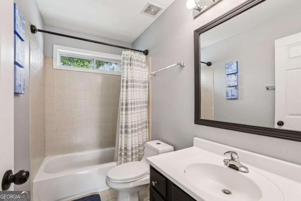 663 Windsor Street Sw - Photo 18