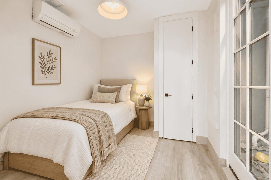 555 Grand Street - Photo 8
