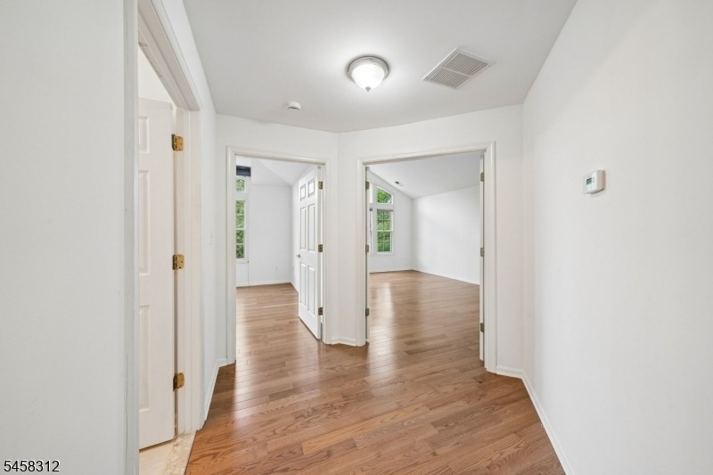 611 Binghampton Ln - Photo 20
