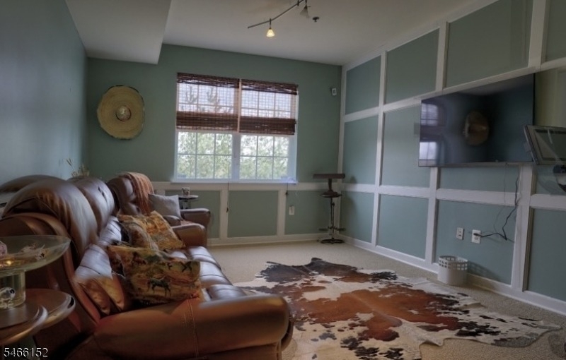 43 Conover Ter - Photo 2