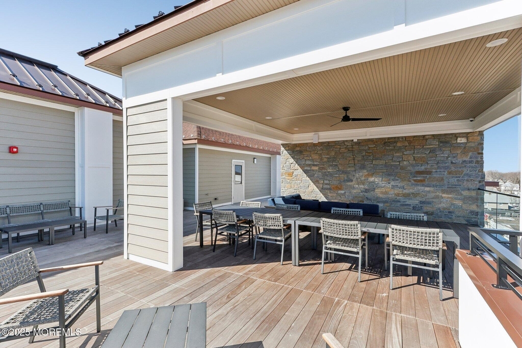 258 Morris Avenue - Photo 10