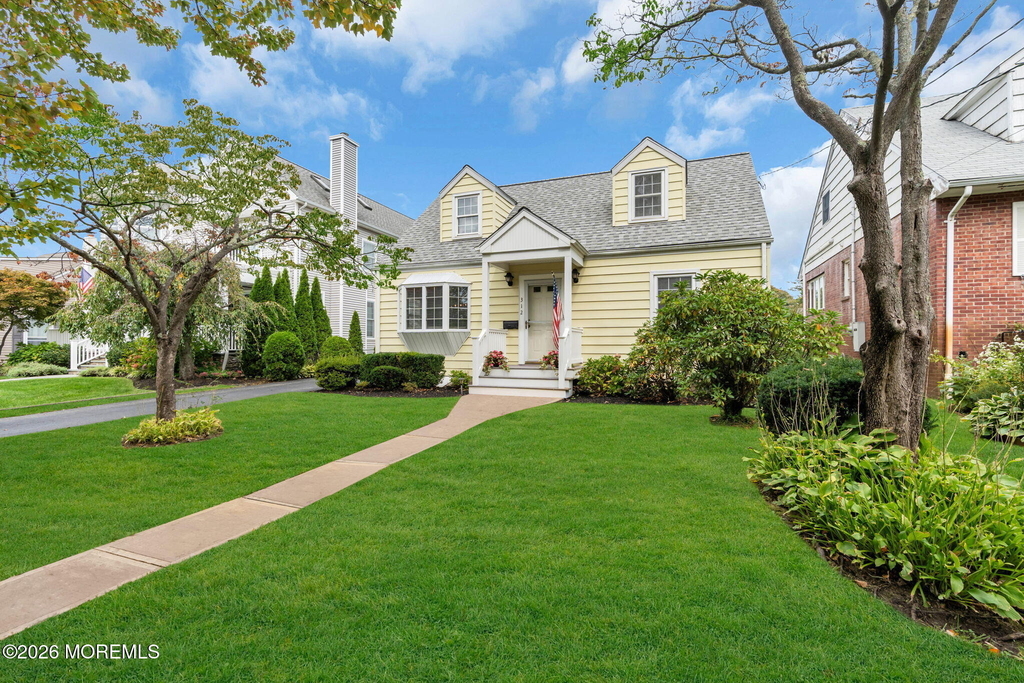 312 Salem Avenue - Photo 2