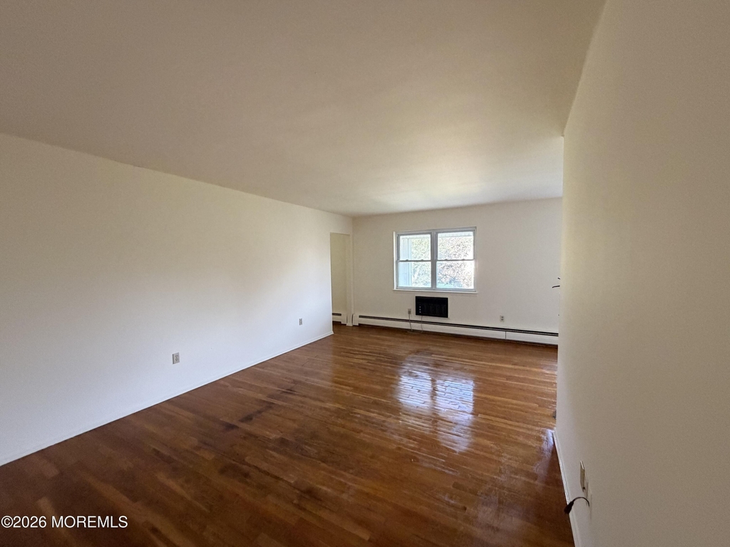 84 Manchester Court - Photo 1