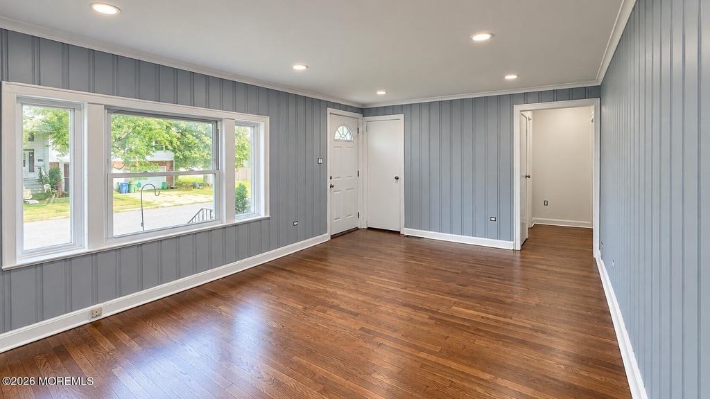 611 Bingham Street - Photo 2