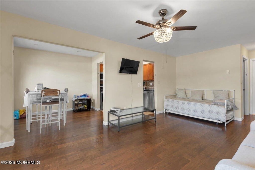 119 Avery Avenue - Photo 1