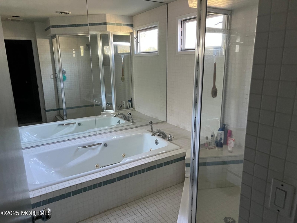 270 Jerome Avenue - Photo 6