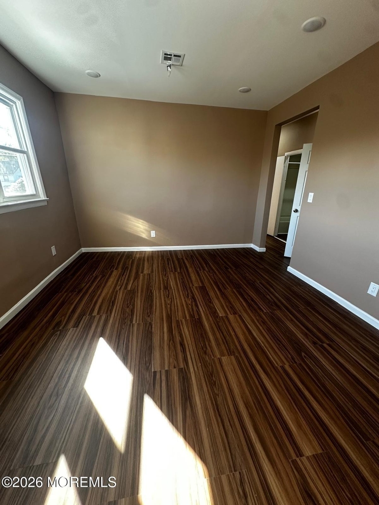 214 Main Street - Photo 4