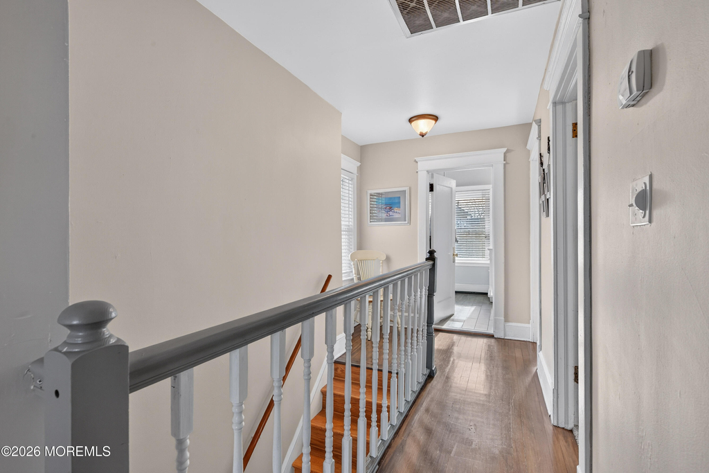 211 Lareine Avenue - Photo 18