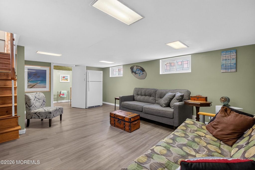 211 Lareine Avenue - Photo 24