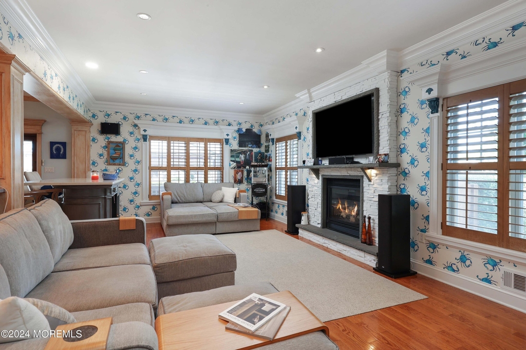 301 16th Avenue - Photo 12
