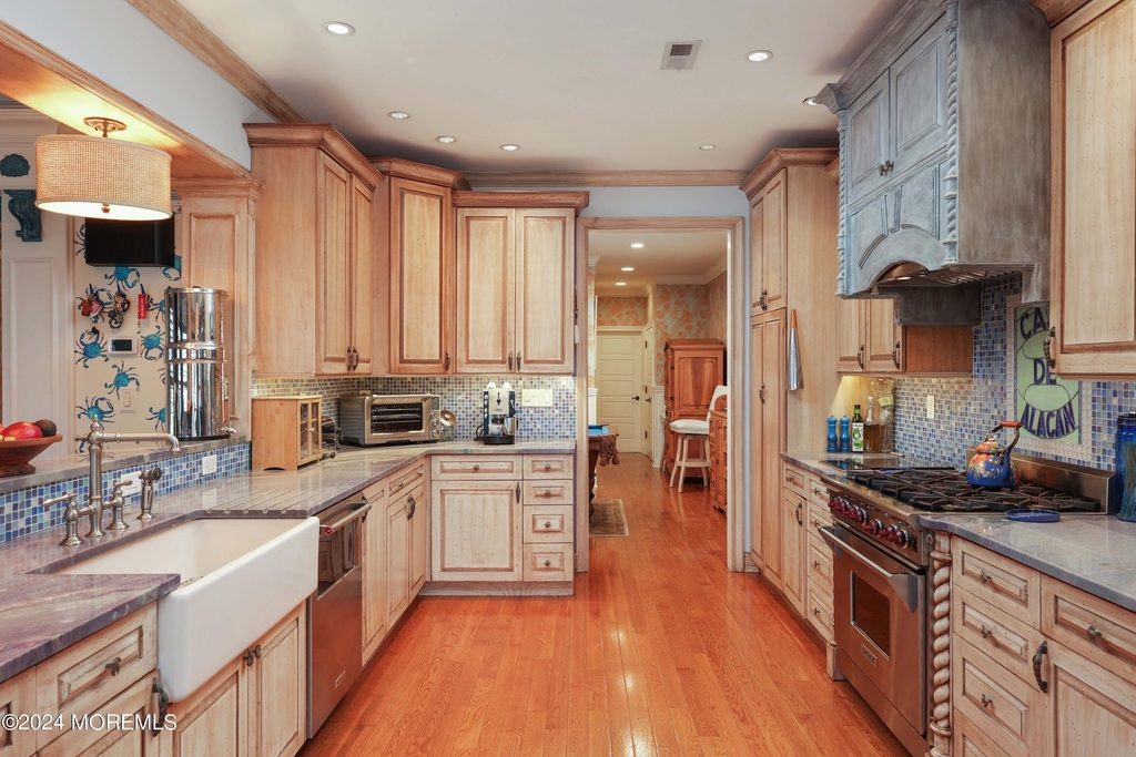 301 16th Avenue - Photo 19