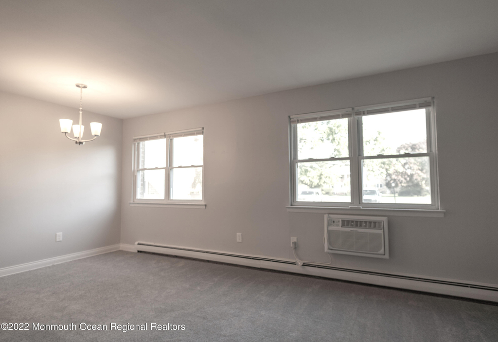 77 Stonehurst Boulevard - Photo 4