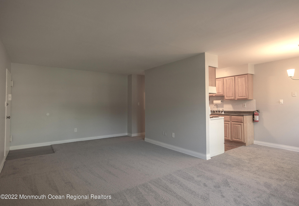 77 Stonehurst Boulevard - Photo 3