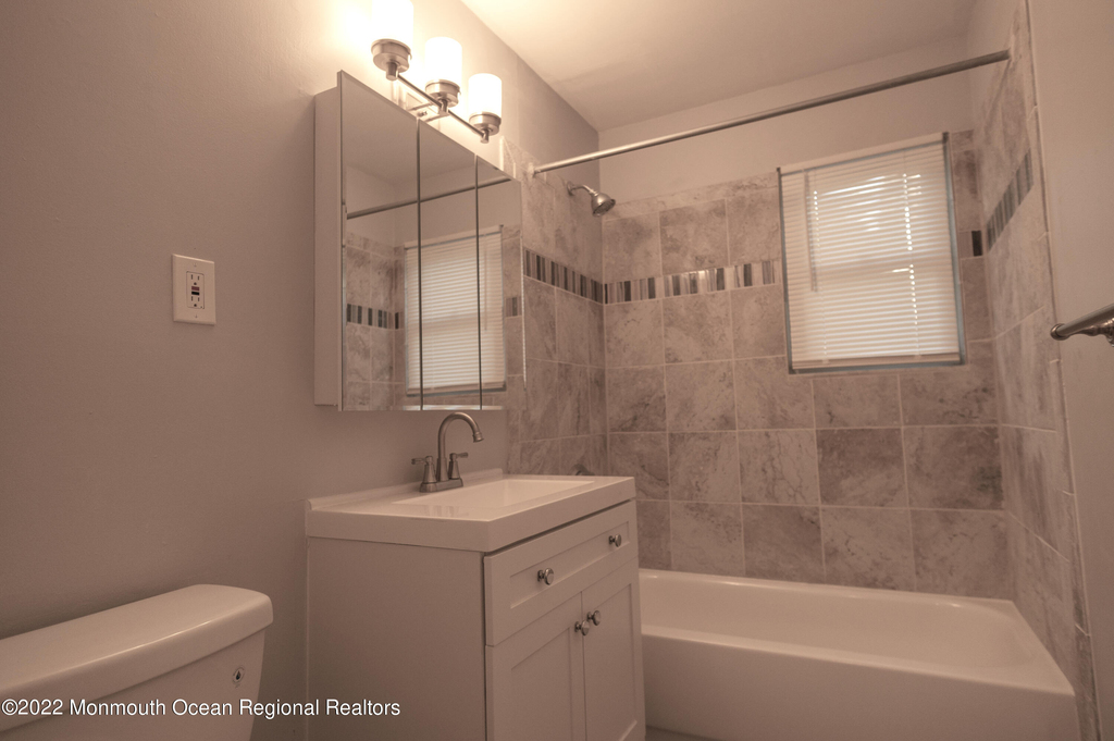 77 Stonehurst Boulevard - Photo 9