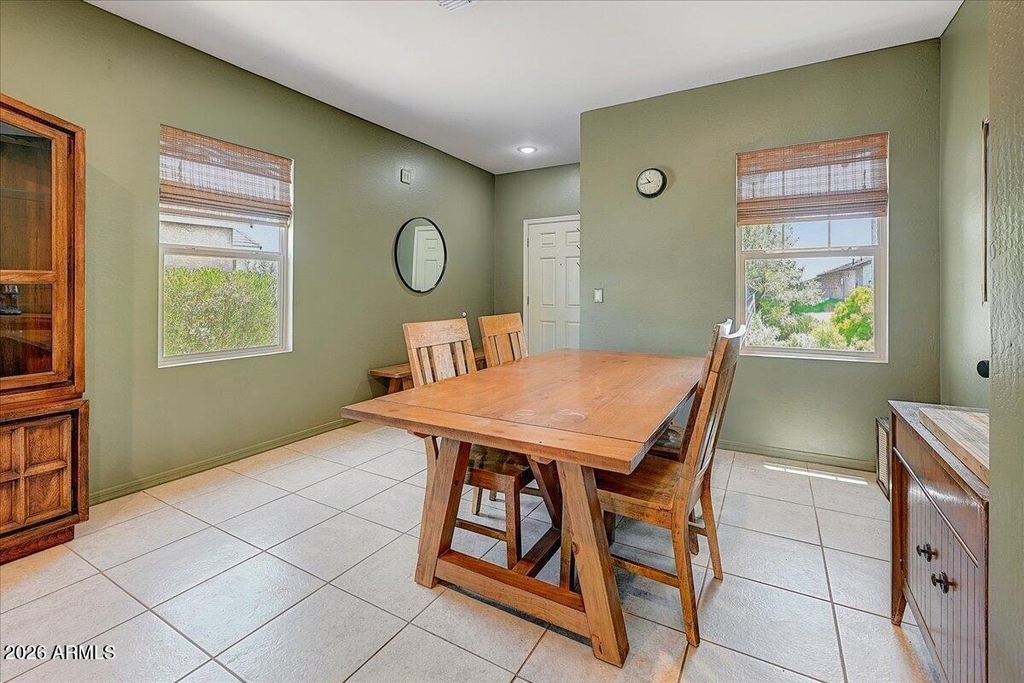19254 W Pierson Street - Photo 5