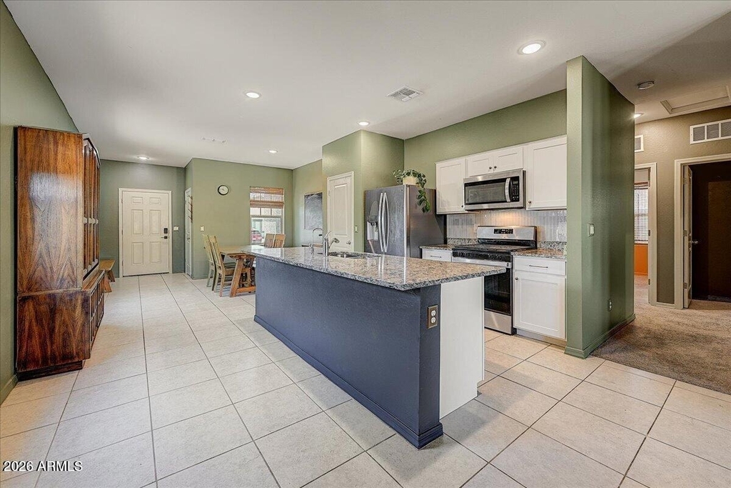 19254 W Pierson Street - Photo 8