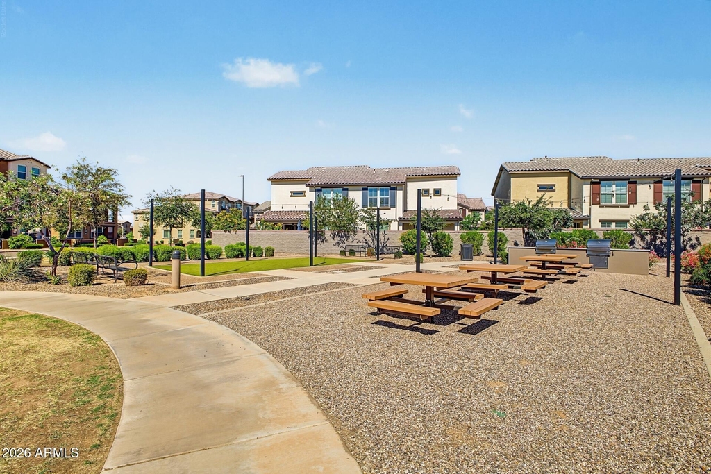 1255 N Arizona Avenue - Photo 32