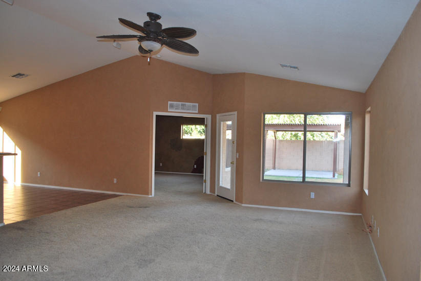 15664 W Saguaro Lane - Photo 5
