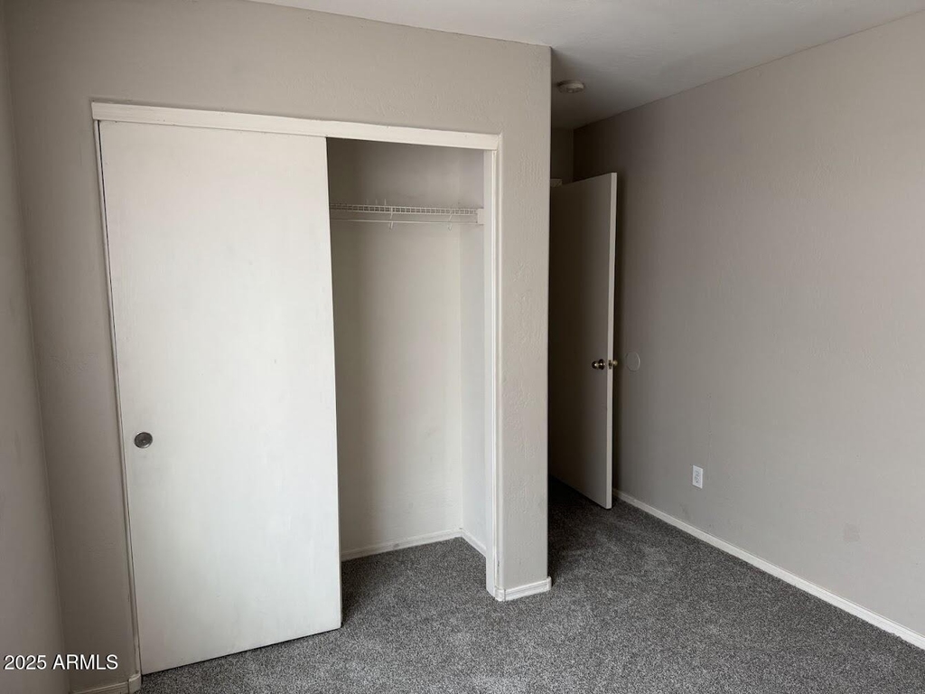 1572 S 220th Lane - Photo 16