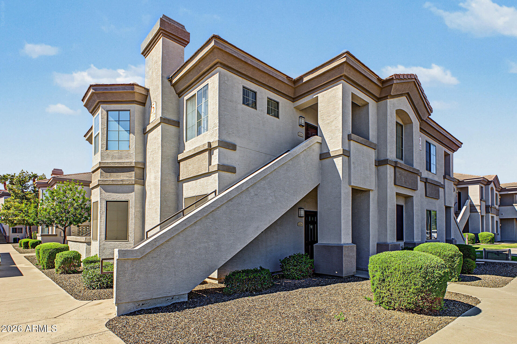 1941 S Pierpont Drive - Photo 2