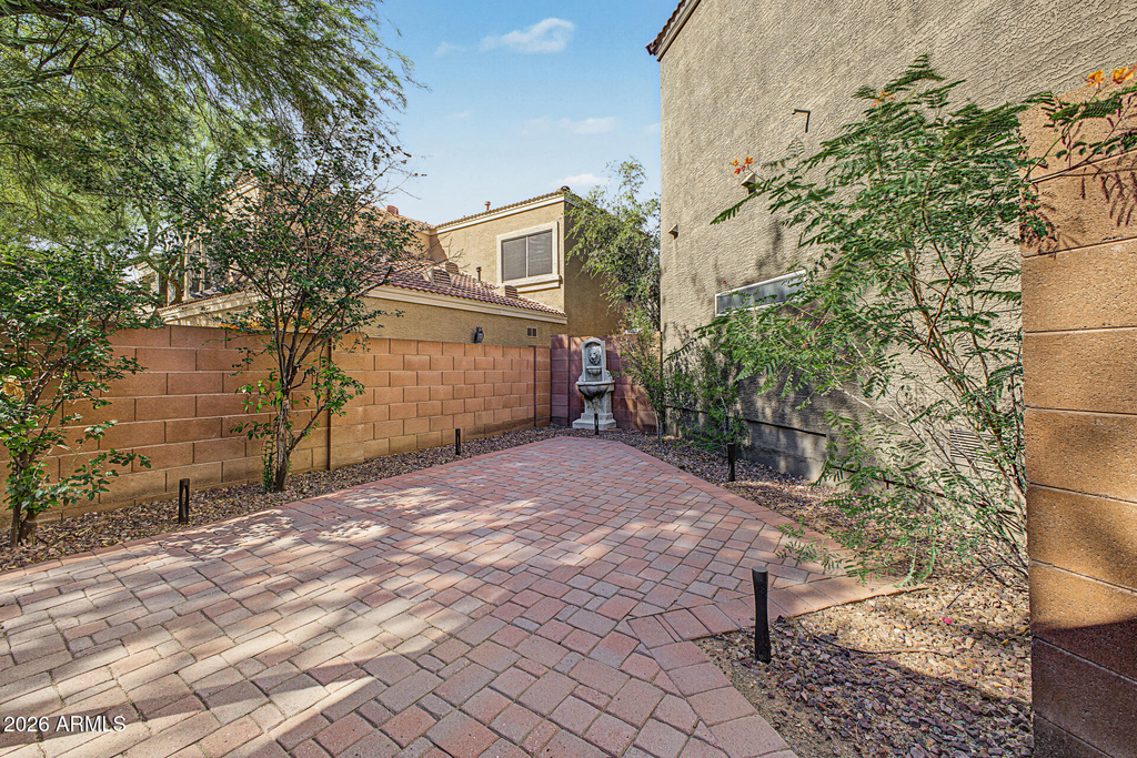 17606 N 17th Place - Photo 34