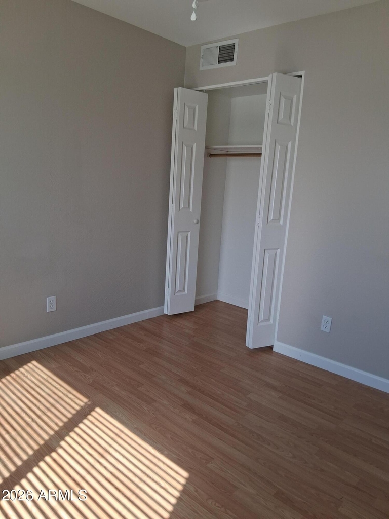 5432 W Sheena Drive - Photo 4