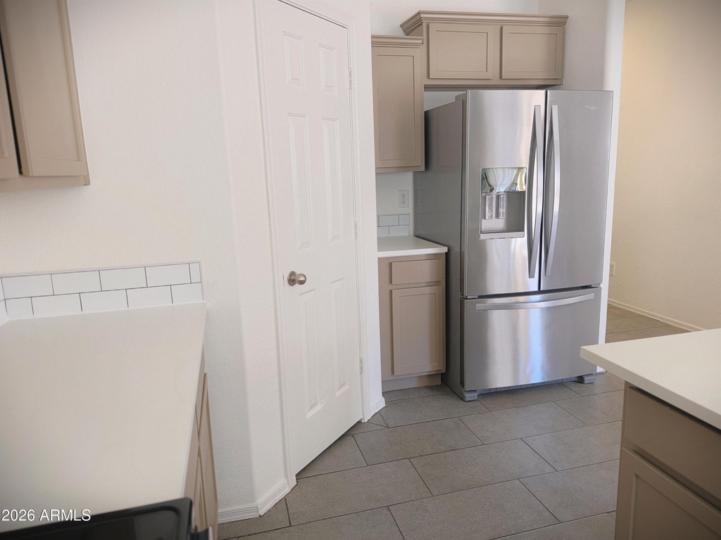 5107 W Shumway Farm Road - Photo 8