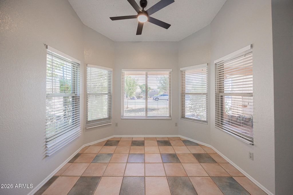 170 S Maple Street - Photo 10