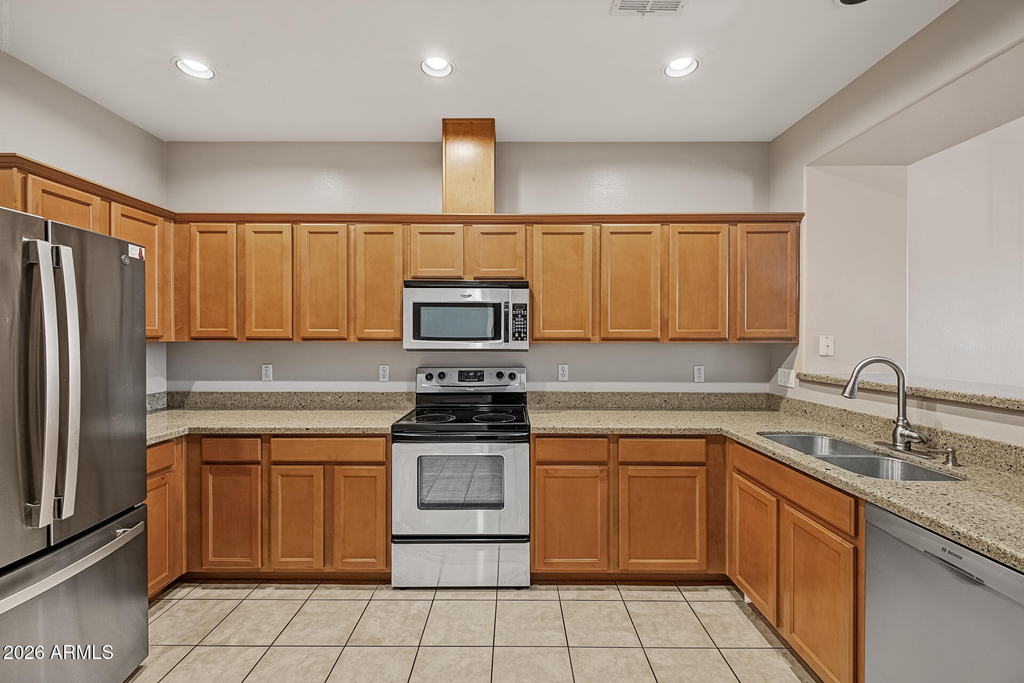1225 N 36th Street - Photo 14