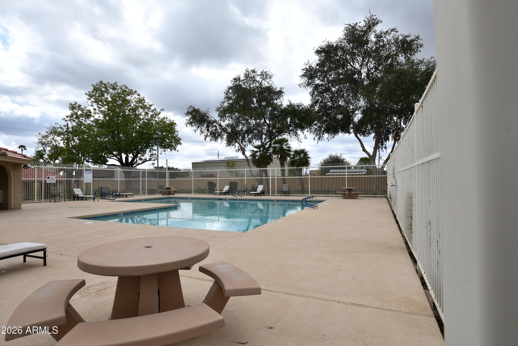 517 N Norfolk -- - Photo 24