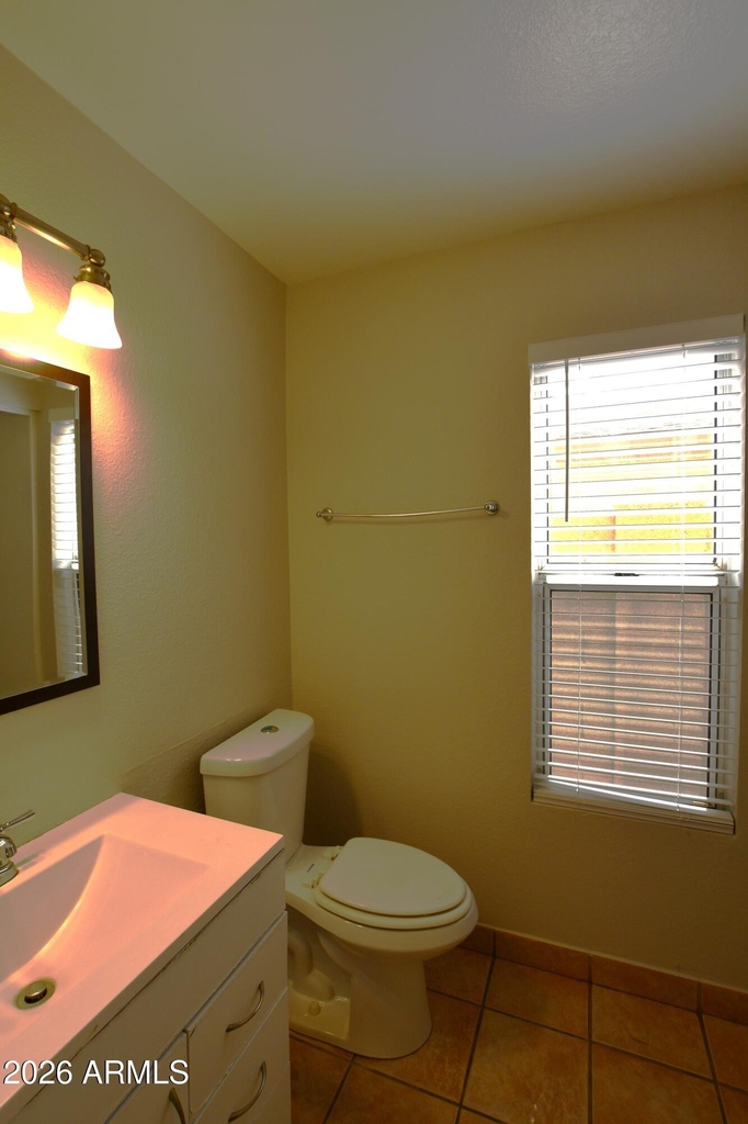 517 N Norfolk -- - Photo 7