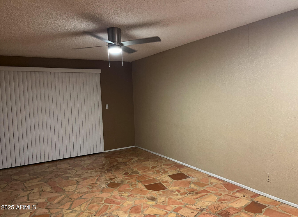 540 N May -- - Photo 13