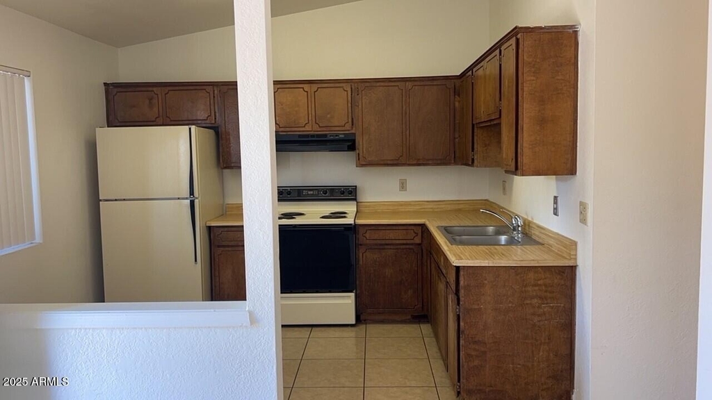 4813 E Caballero Circle - Photo 3