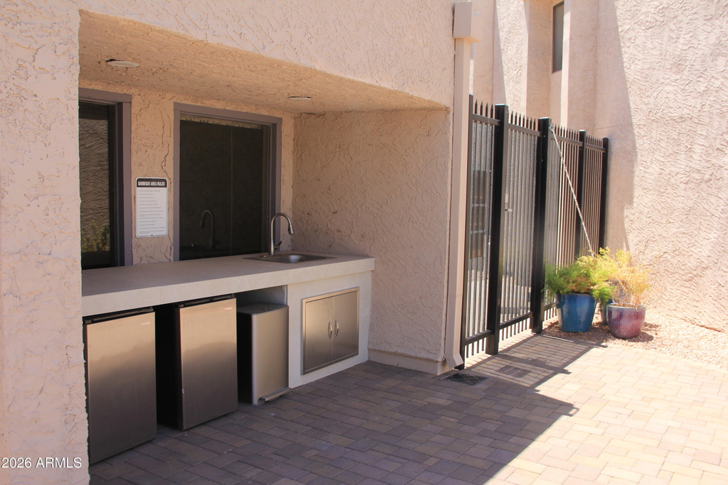1920 W Lindner Avenue - Photo 15
