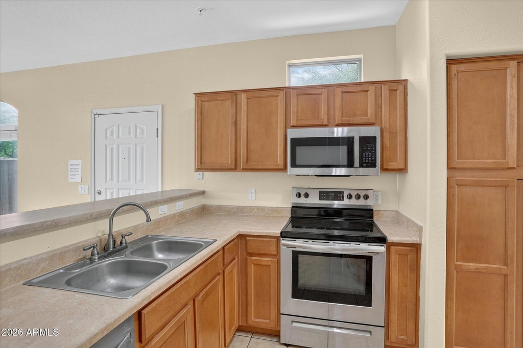 2150 E Bell Road - Photo 13