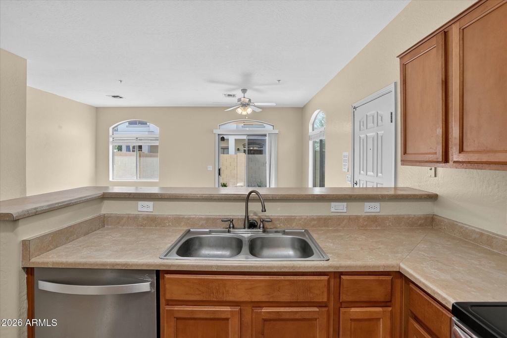 2150 E Bell Road - Photo 14