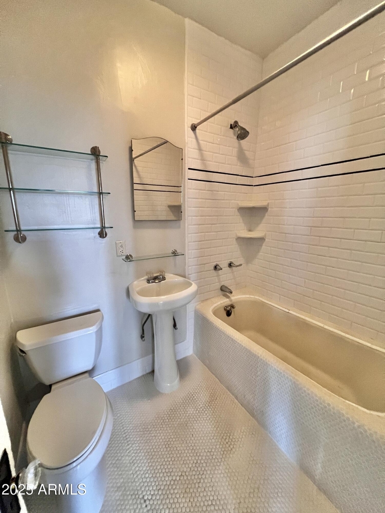 902 E Palm Lane - Photo 19